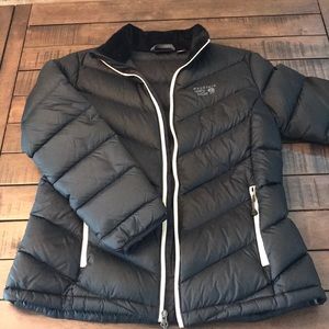 Mountain Hard wear women’s coat size Large